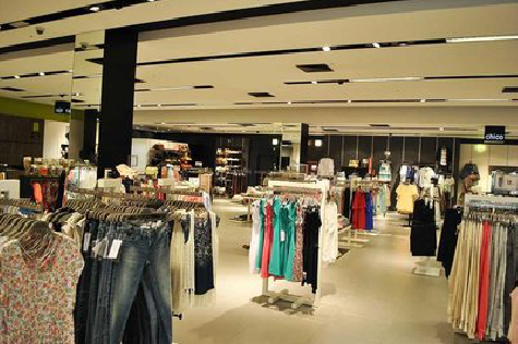 黄梅商场里的店面怎么装修？